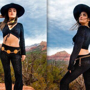 Black Burnout Velvet Bell Long Sleeve Cinch Top - US Women's Large